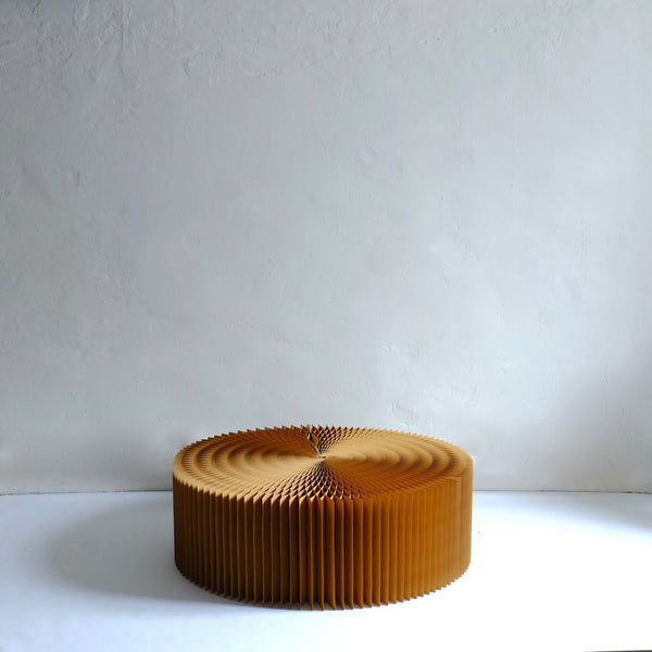Kraft honeycomb paper stool + table